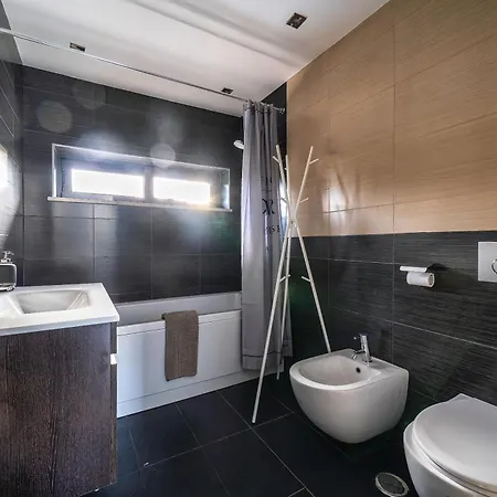 Townhouse 3 Bedroom Townhouse Communal Pool At03 Olhos de Agua (Albufeira)